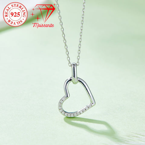 925 sterling silver heart-shaped pendant necklace, 15 moissanite hand-set, 0.1 carat