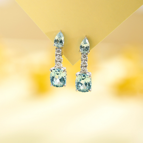 Etoilier Lab Created Aquamarine Oval Cut 18K Gold Earring