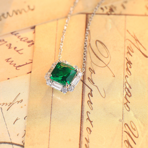 Etoilier 925 Sterling Silver Asscher Cut Synthetic Emerald Necklace Pendant