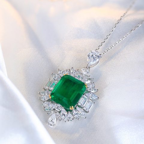 Etoilier 925 Sterling Silver Asscher Cut Synthetic Emerald Necklace Pendant