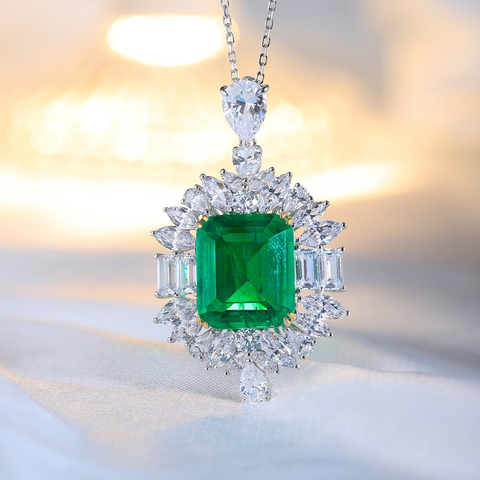 Etoilier 925 Sterling Silver Asscher Cut Synthetic Emerald Necklace Pendant